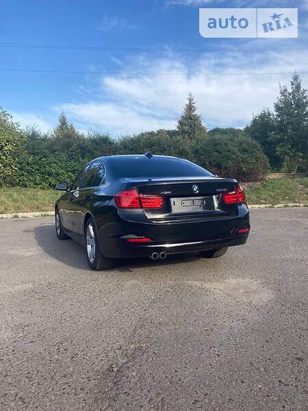 Седан BMW 3 Series 2014 в Львові