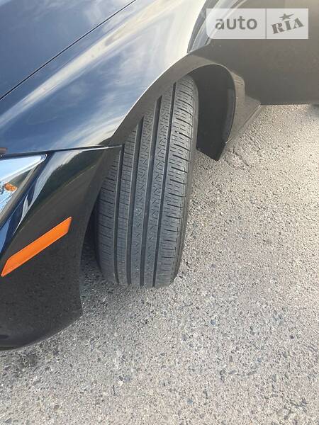 Седан BMW 3 Series 2014 в Львові