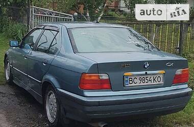 Седан BMW 3 Series 1996 в Жидачове