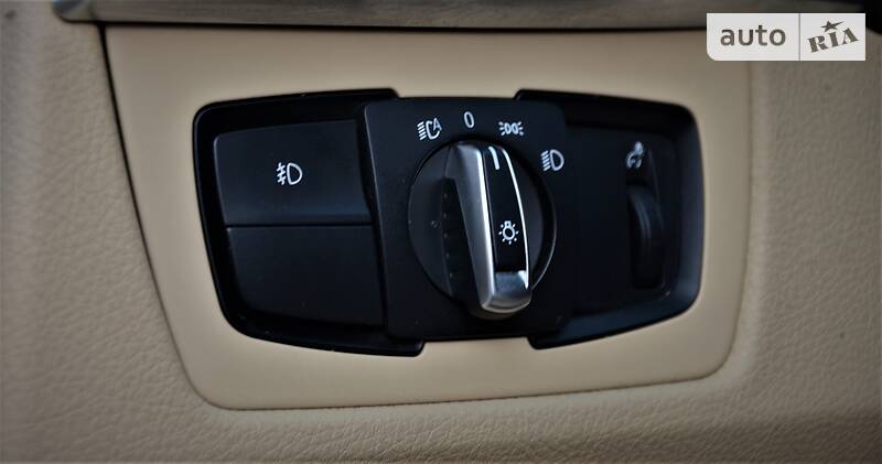 Седан BMW 3 Series 2014 в Киеве
