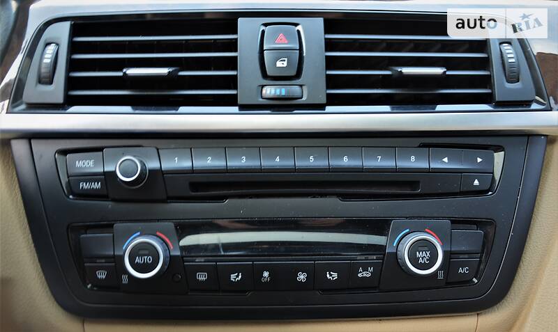 Седан BMW 3 Series 2014 в Киеве