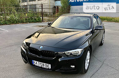 Седан BMW 3 Series 2015 в Киеве