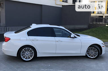 Седан BMW 3 Series 2013 в Львове