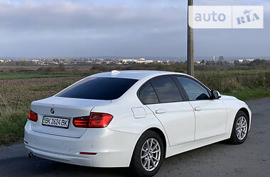 Седан BMW 3 Series 2013 в Дубно