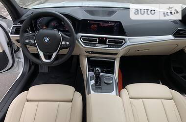 Седан BMW 3 Series 2019 в Киеве