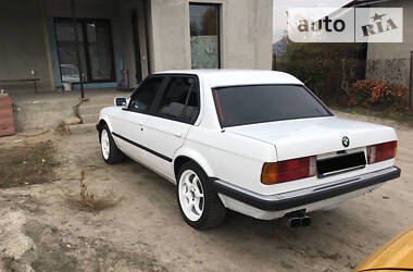Седан BMW 3 Series 1985 в Днепре