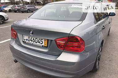 Седан BMW 3 Series 2005 в Запоріжжі