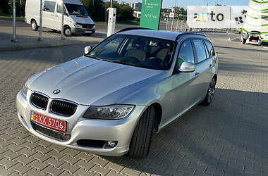 Универсал BMW 3 Series 2010 в Киеве