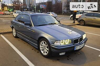Купе BMW 3 Series 1993 в Києві