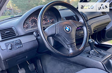 Седан BMW 3 Series 2003 в Дрогобыче