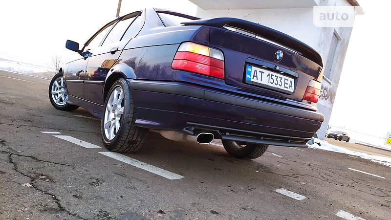 Седан BMW 3 Series 1997 в Дрогобыче