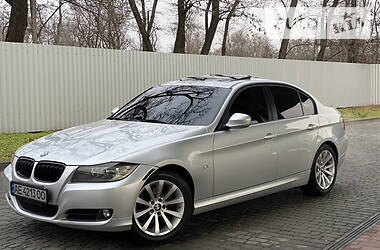 Седан BMW 3 Series 2011 в Днепре