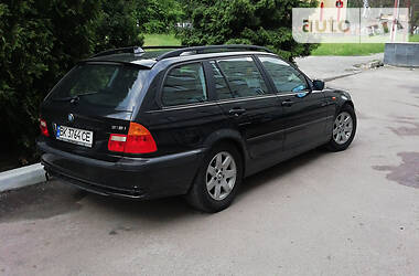 Універсал BMW 3 Series 2002 в Вишневому
