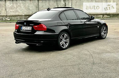 Седан BMW 3 Series 2010 в Киеве