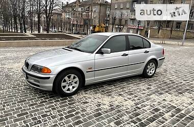 Седан BMW 3 Series 2001 в Каменском