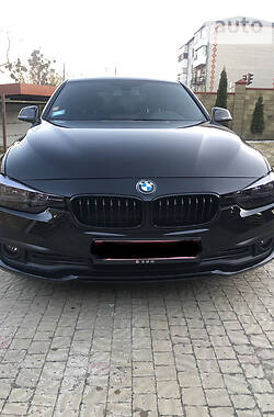 Седан BMW 3 Series 2017 в Луцке