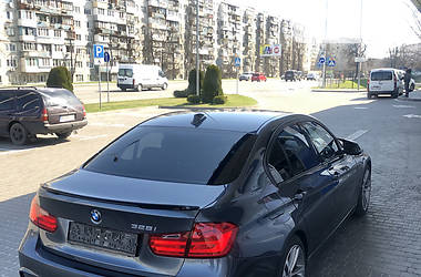 Седан BMW 3 Series 2015 в Киеве