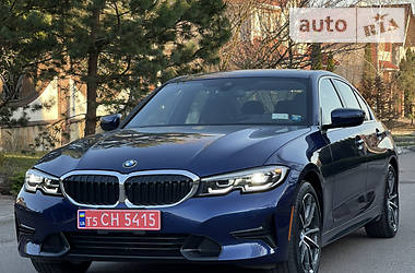 Седан BMW 3 Series 2019 в Ровно