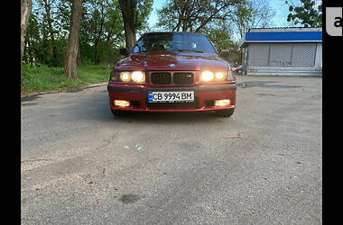 Седан BMW 3 Series 1996 в Чернигове