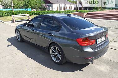 Седан BMW 3 Series 2012 в Тульчине