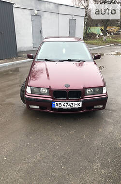 Седан BMW 3 Series 1996 в Липовце