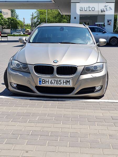 Универсал BMW 3 Series 2010 в Одессе