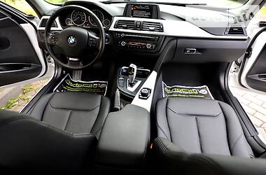 Седан BMW 3 Series 2016 в Дрогобыче