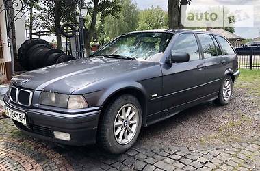 Седан BMW 3 Series 1998 в Снятине
