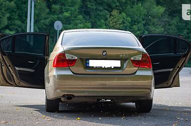 Седан BMW 3 Series 2006 в Харькове