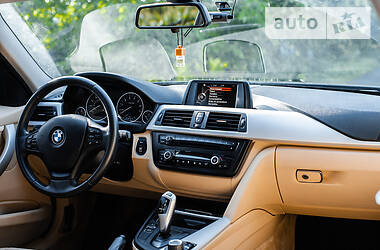 Седан BMW 3 Series 2015 в Городке