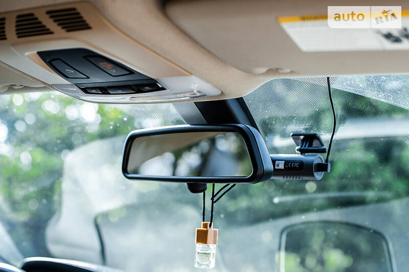 Седан BMW 3 Series 2015 в Городке