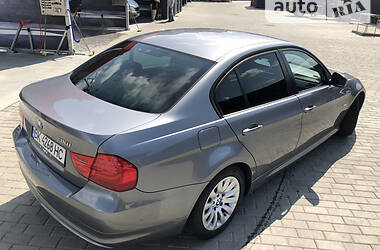 Седан BMW 3 Series 2009 в 