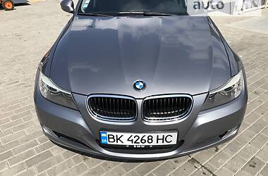 Седан BMW 3 Series 2009 в Здолбунове