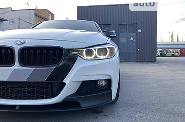 Седан BMW 3 Series 2013 в 