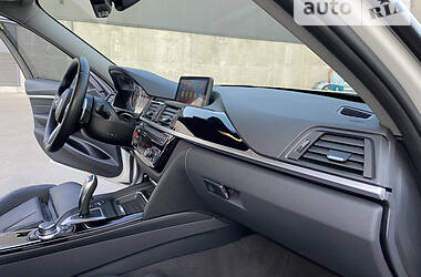Седан BMW 3 Series 2013 в 