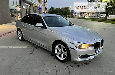 Седан BMW 3 Series 2013 в Ужгороді