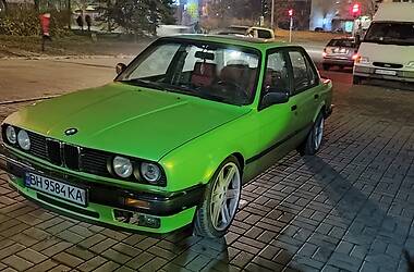 Седан BMW 3 Series 1986 в Одессе