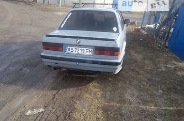 Седан BMW 3 Series 1984 в Виннице