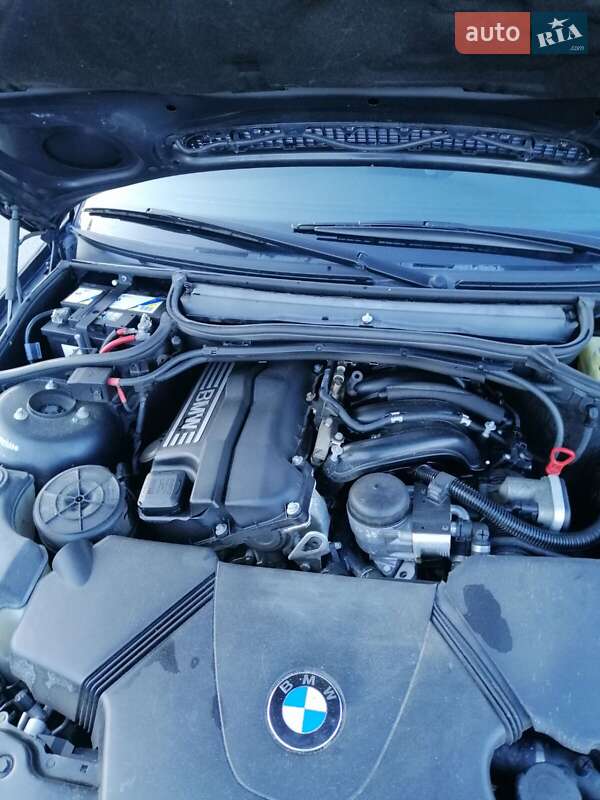 Седан BMW 3 Series 2003 в Києві