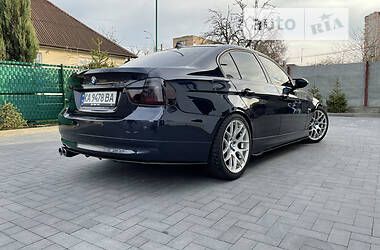 Седан BMW 3 Series 2005 в 