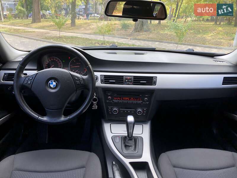 Универсал BMW 3 Series 2008 в Одессе фото 26 Универсал BMW 3 Series 2008 в Одессе