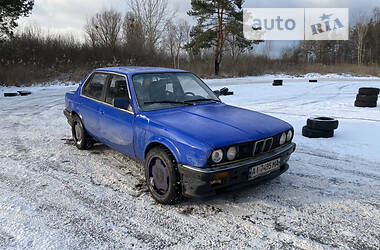 Седан BMW 3 Series 1985 в Обухове