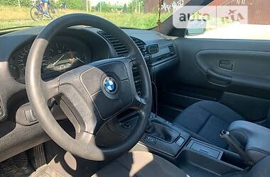 Седан BMW 3 Series 1996 в Львові