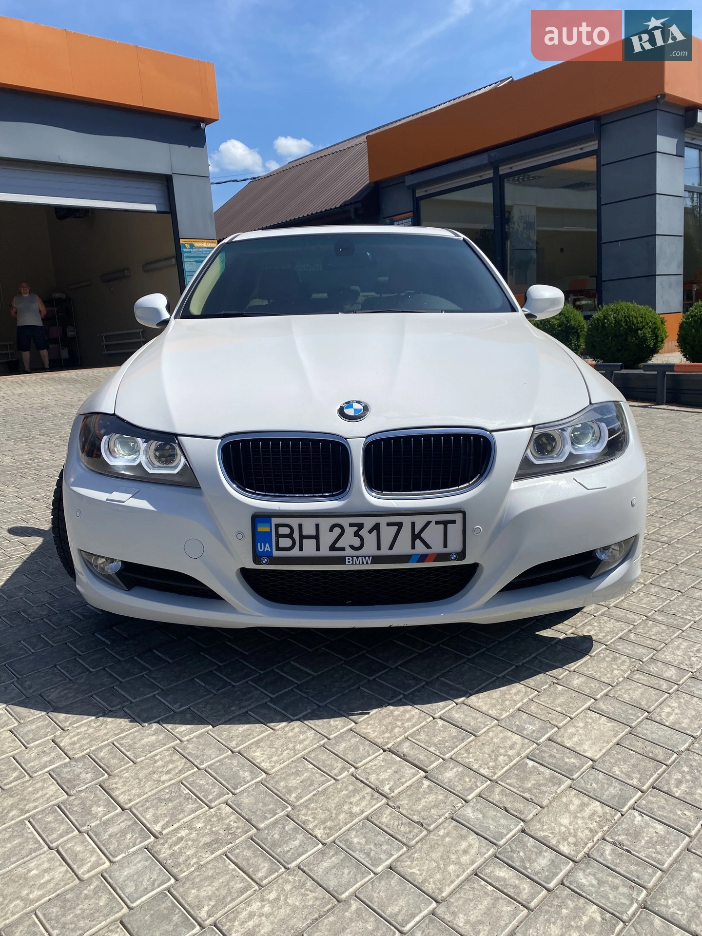 2010 BMW 3er - мініатюра 8