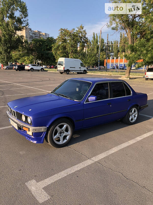 Седан BMW 3 Series 1985 в Одесі