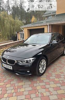 Седан BMW 3 Series 2017 в Києві