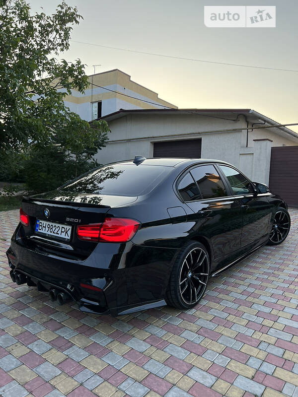 Седан BMW 3 Series 2016 в Одесі