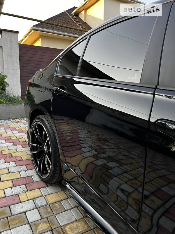 Седан BMW 3 Series 2016 в Одесі