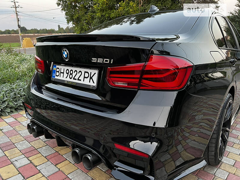 Седан BMW 3 Series 2016 в Одесі