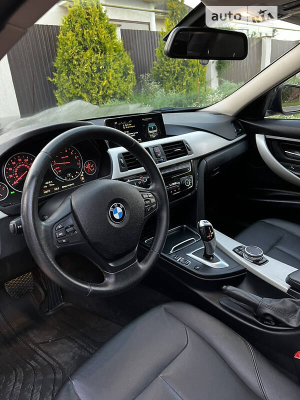 Седан BMW 3 Series 2016 в Одесі